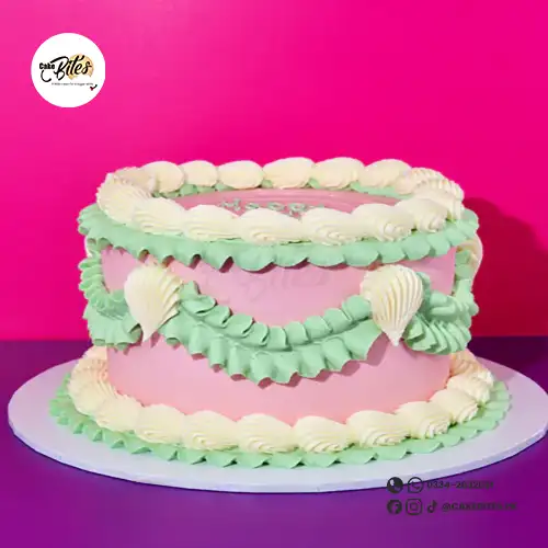 eggless-vintage-fancy-cake