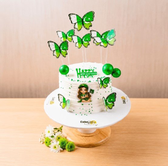 bento-azadi-cake-treat-4-small